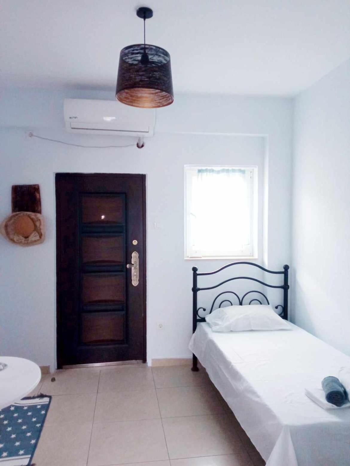 Villa Camellia Vrasna Luaran gambar